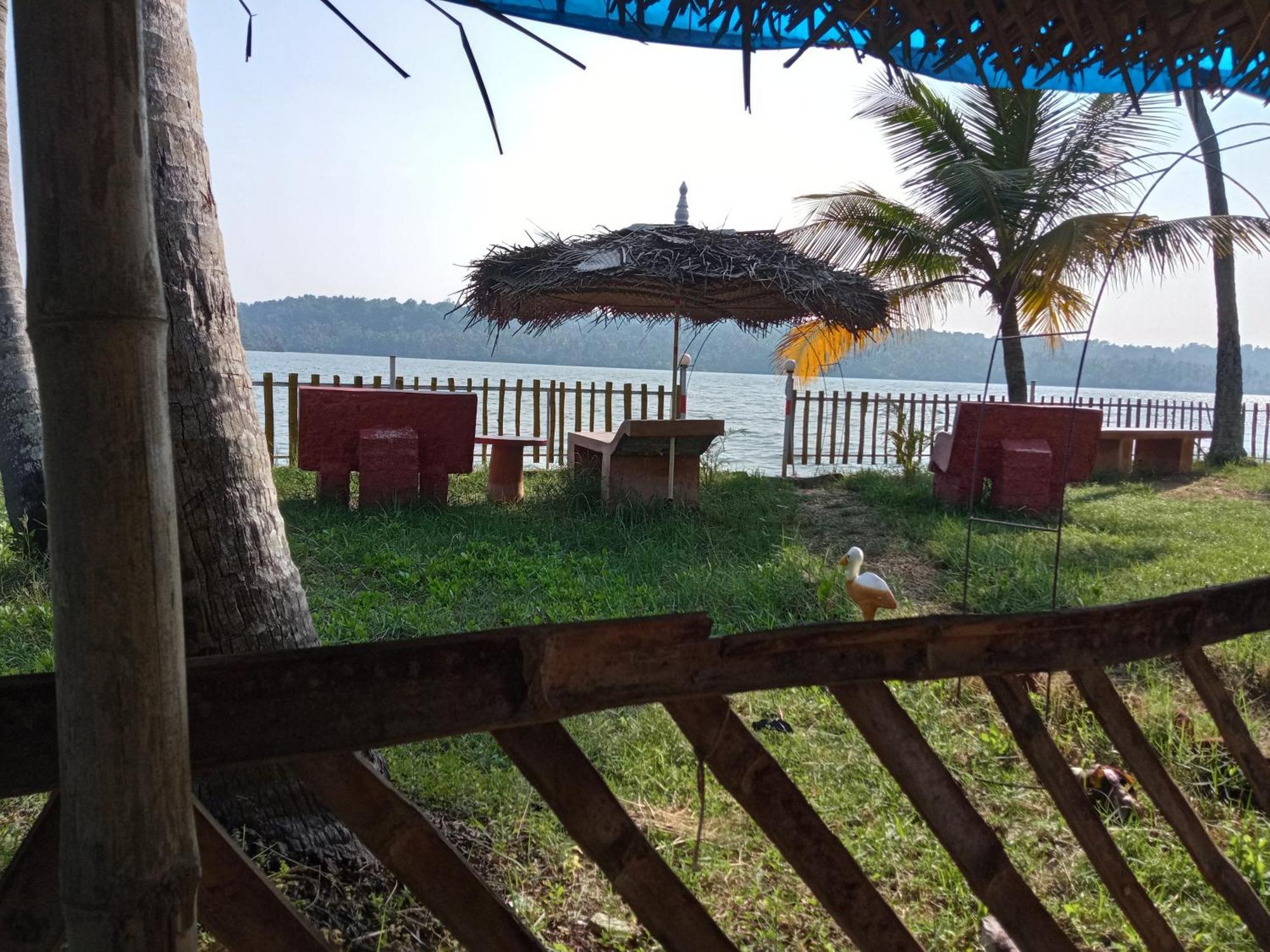 Lake Homes Varkala Exterior foto